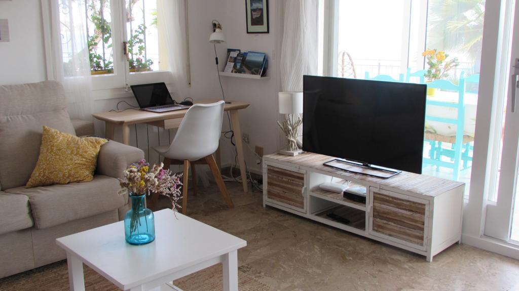 Roses Sobre El Mar Apartment Екстериор снимка