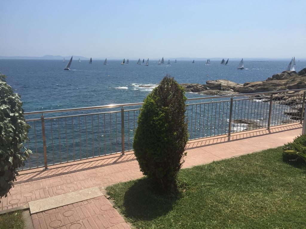 Roses Sobre El Mar Apartment Екстериор снимка